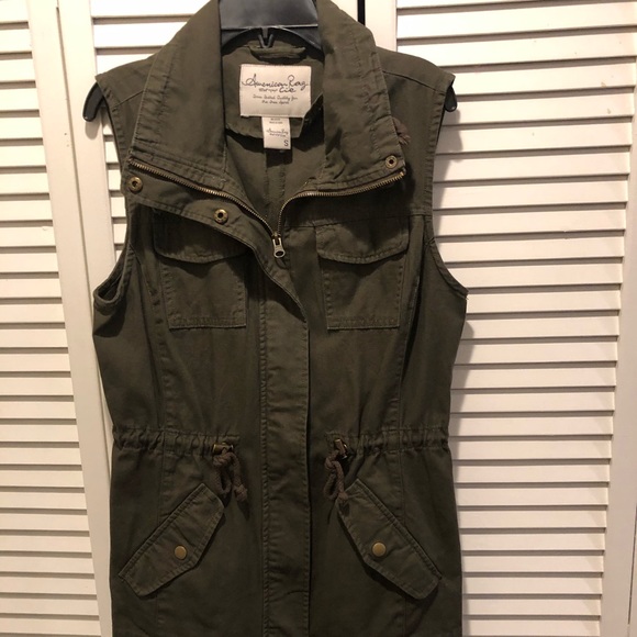 Olive utility sleeves vest - Picture 6 of 6